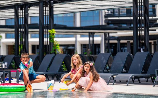 Фото отеля VOYA BEACH RESORT