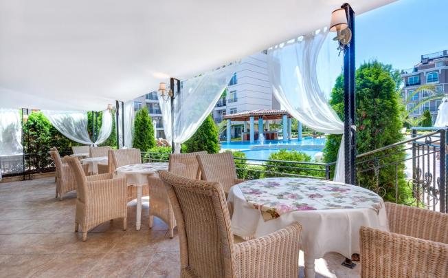 Фото отеля Dawn Park Aparthotel 