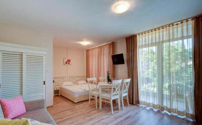 Фото отеля Dawn Park Aparthotel 