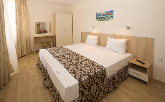 Фото отеля Karlovo Hotel 