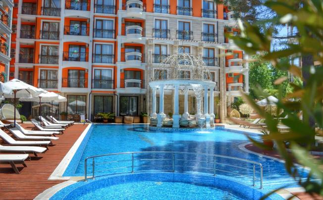 Фото отеля Harmony Palace Apartcomplex
