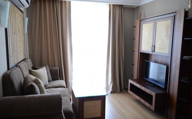 Фото отеля Harmony Palace Apartcomplex