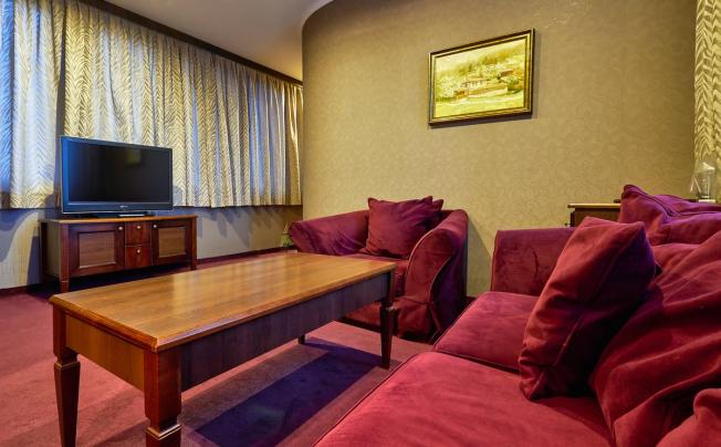 Фото отеля GRAND HOTEL YANTRA 