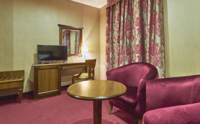 Фото отеля GRAND HOTEL YANTRA 