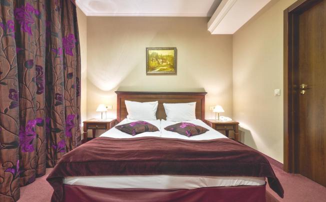 Фото отеля GRAND HOTEL YANTRA 