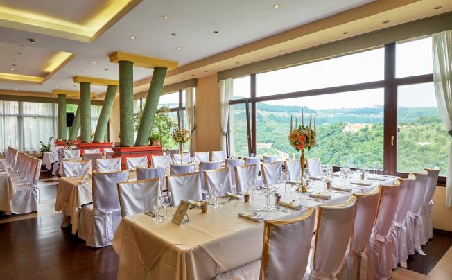 Фото отеля GRAND HOTEL YANTRA 