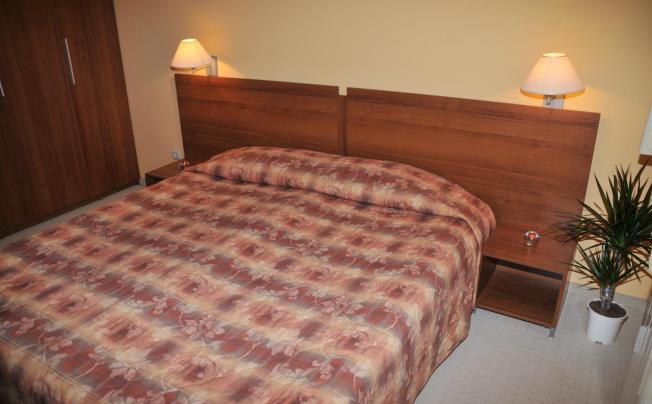 Фото отеля Villa Park Guest Apartments