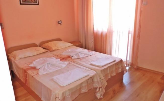 Фото отеля Villa Dari 
