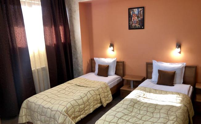 Фото отеля Ikonomov SPA Hotel
