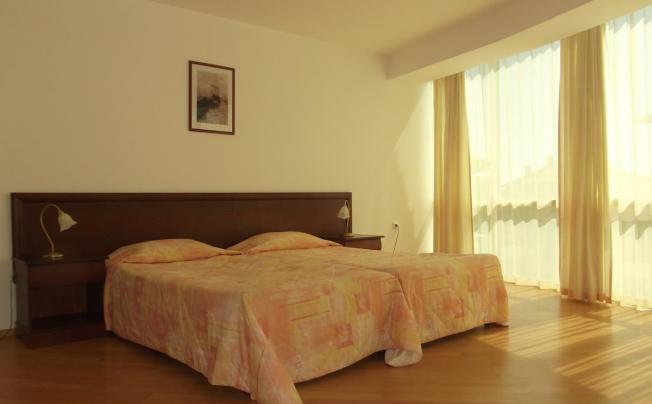 Фото отеля Zebra Hotel 