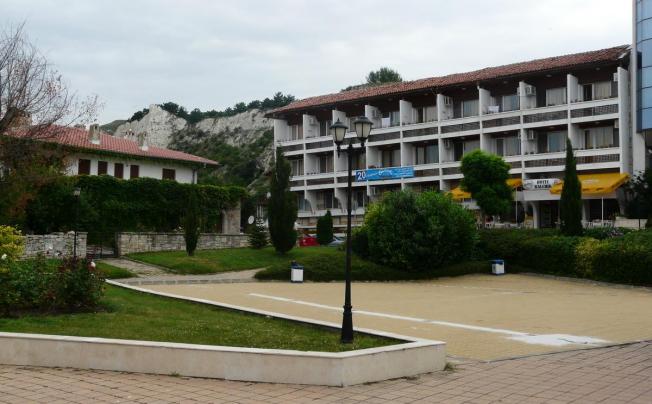 Фото отеля Balchik Family Hotel 