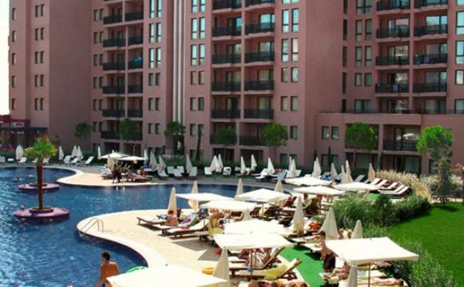 Фото отеля ROYAL BEACH APARTMENTS