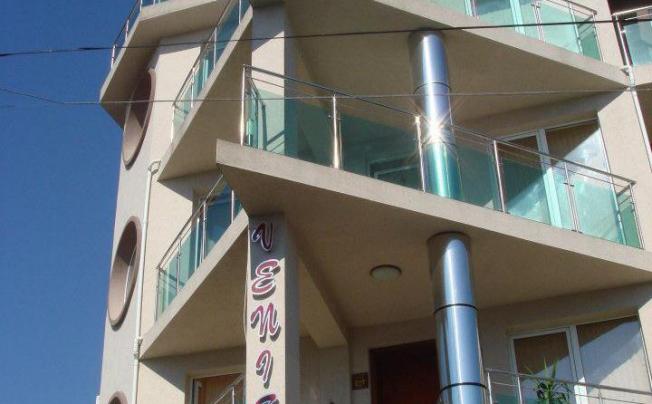 Фото отеля Venis Hotel