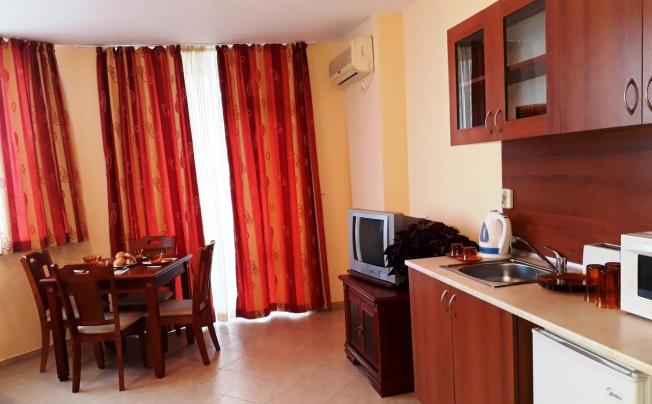 Фото отеля Karolina Hotel