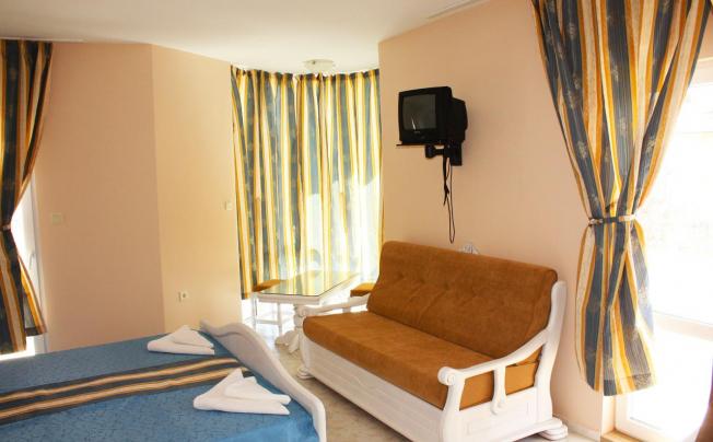 Фото отеля Paros Ii hotel