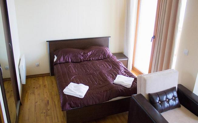 Фото отеля Eagle Lodge Aparthotel