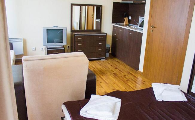 Фото отеля Eagle Lodge Aparthotel