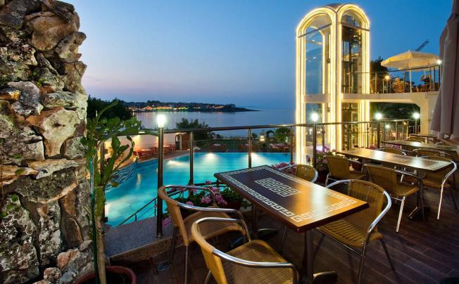 Фото отеля Villa List Hotel 