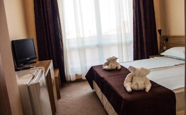 Фото отеля Ivian Family Hotel Ravda