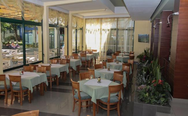 Фото отеля Slavyanski hotel