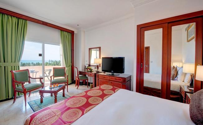 Фото отеля Crowne Plaza Resort Salalah