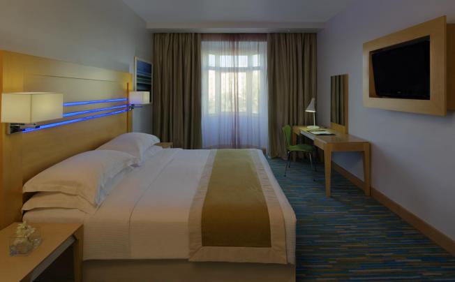 Фото отеля Radisson Blu Hotel Muscat
