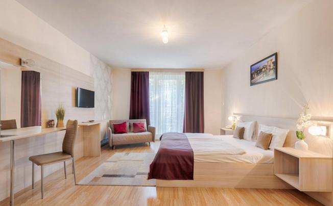 Фото отеля Triple M Hotel