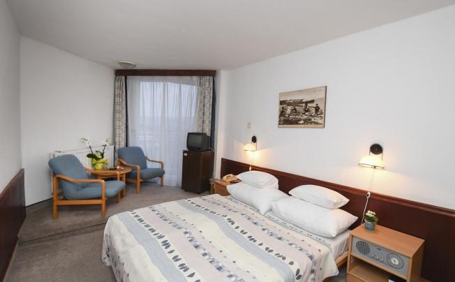Фото отеля Hunguest Helikon Hotel 