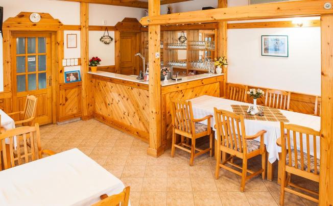 Фото отеля Takacs Apartmanhaz