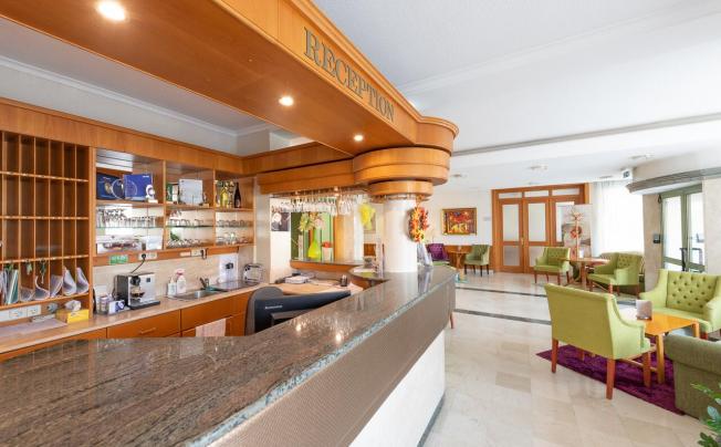 Фото отеля Holiday Club Apartman Hotel Heviz
