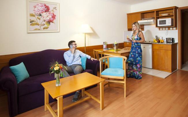 Фото отеля Holiday Club Apartman Hotel Heviz