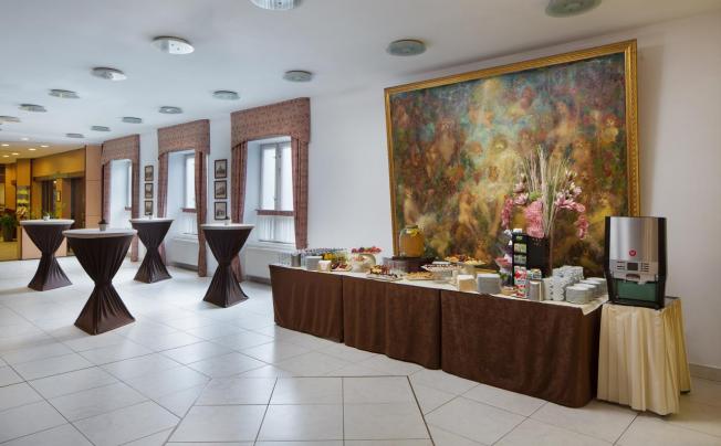 Фото отеля Benczur hotel
