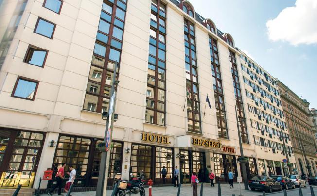 Фото отеля ERZSEBET HOTEL CITY CENTER 