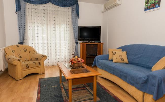 Фото отеля Muskatli Apartman Hotel