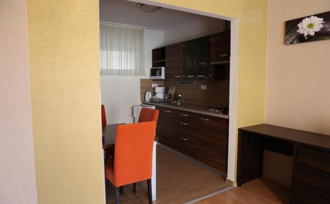 Фото отеля 1000 Home Apartments
