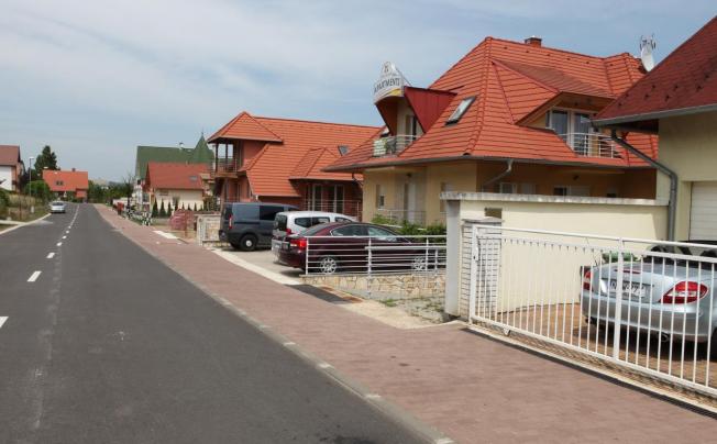 Фото отеля 1000 Home Apartments