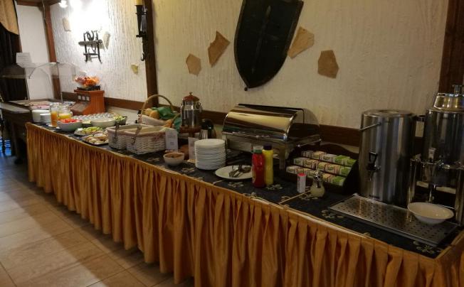 Фото отеля Kikelet Club Hotel