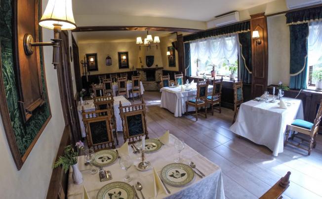 Фото отеля Kikelet Club Hotel