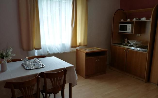 Фото отеля Kikelet Club Hotel