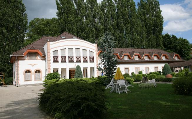 Фото отеля Baranya Hotel Harkany