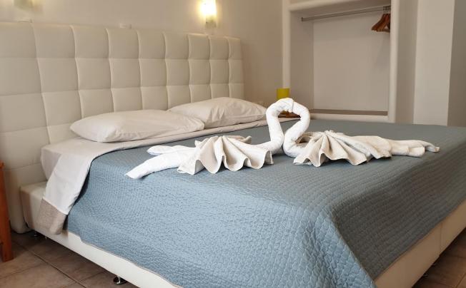 Фото отеля Iliada Hotel Perivolos