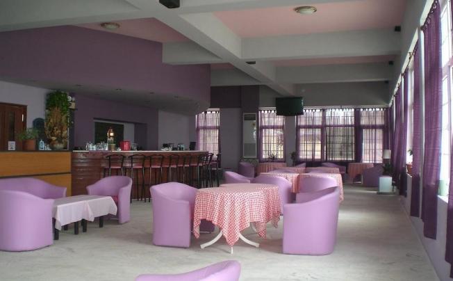 Фото отеля Ammes Hotel