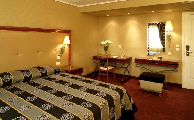 Фото отеля Piraeus Theoxenia Hotel