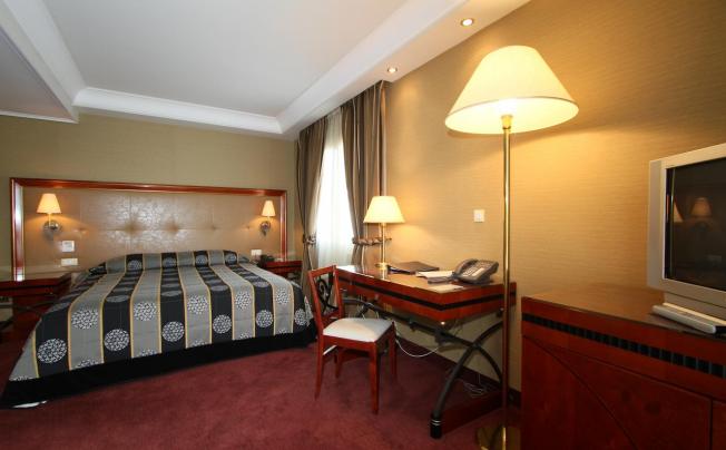 Фото отеля Piraeus Theoxenia Hotel