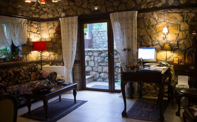 Фото отеля Archontiko Emmanouilidi Suites