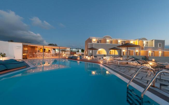 Фото отеля Caldera's Dolphin Suites
