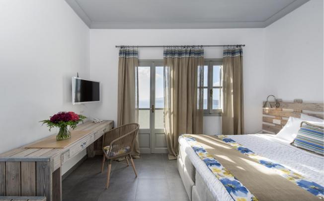 Фото отеля Caldera's Dolphin Suites