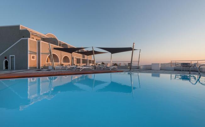 Фото отеля Caldera's Dolphin Suites