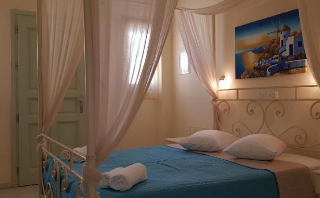 Фото отеля Villa Irini Studios