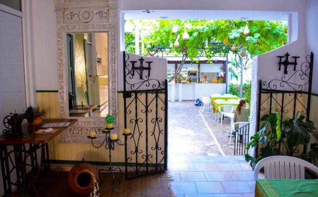 Фото отеля Lefka Hotel & Apartments